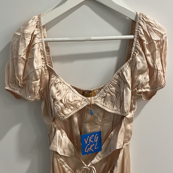 Verge Girl satin maxi dress - Picture 2 of 4